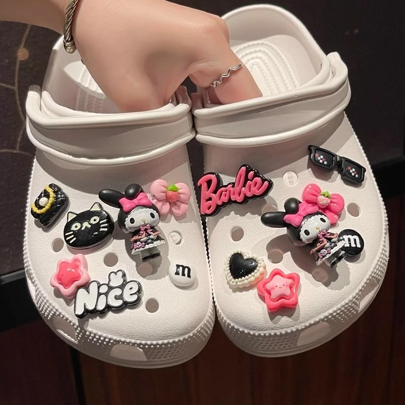 

MINISO 3D стереоскопическая готическая обувь принцессы My Melody, подвески для обуви Kuromi, аксессуары, украшения, сабо, сандалии с пряжкой, подарки для вечеринки