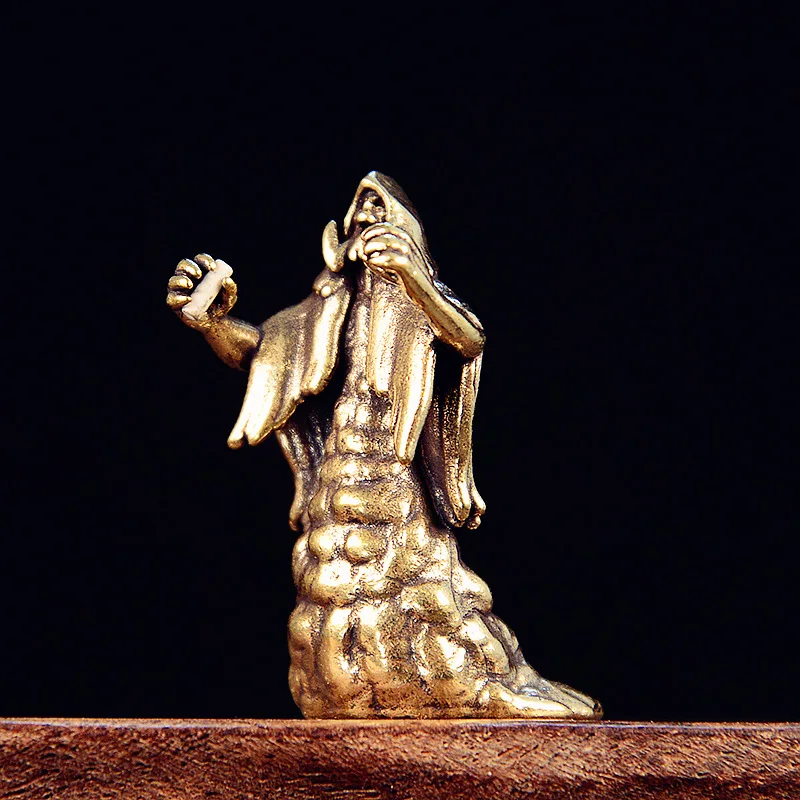 New Brass Ghost Figurine Vintage Distressed European and American Character Model Decoration Office