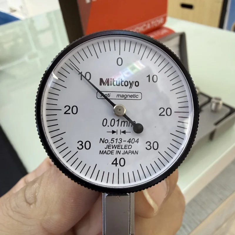 

Mitutoyo Dial Indicator No.513-404 Analog Lever Dial Gauge Accuracy 0.01 Range 0-0.8mm Diameter Measuring Tools