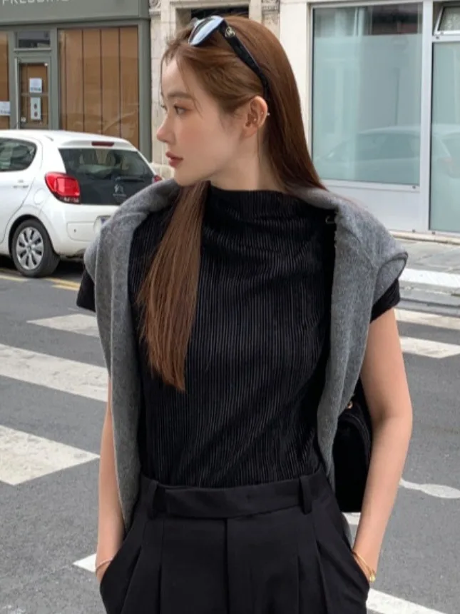 เสื้อยืดผู้หญิงสไตล์เกาหลี ทรงหลวม สีพื้น ดีไซน์เรียบง่าย ผ้าเนื้อสัมผัสพิเศษ เหมาะสำหรับฤดูใบไม้ร่วง