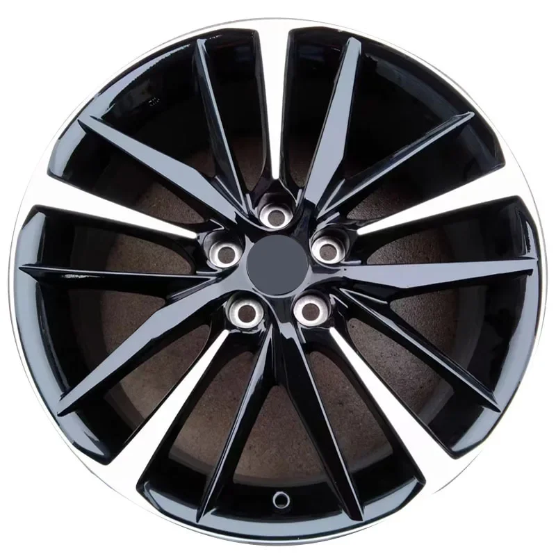 

19-Inch car modified wheel hub, suitable for overseas version Toyota Camry 5 * 114.3 modified wheel hub