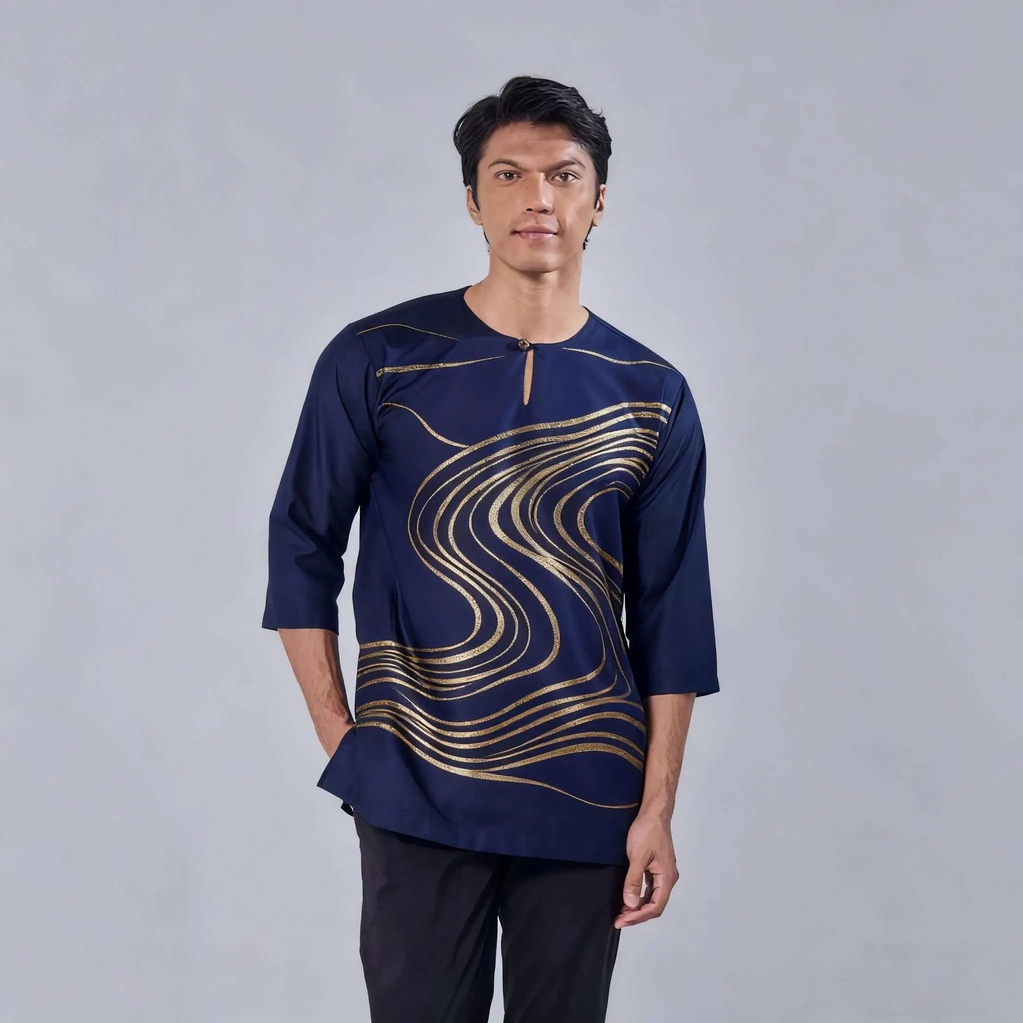 الرجال المسلمات الإسلامية العربية عباية قصيرة الأكمام تي شيرت العرقية طباعة الوقوف طوق الشباب 2026 معطف فاخر ملابس عصرية غير رسمية