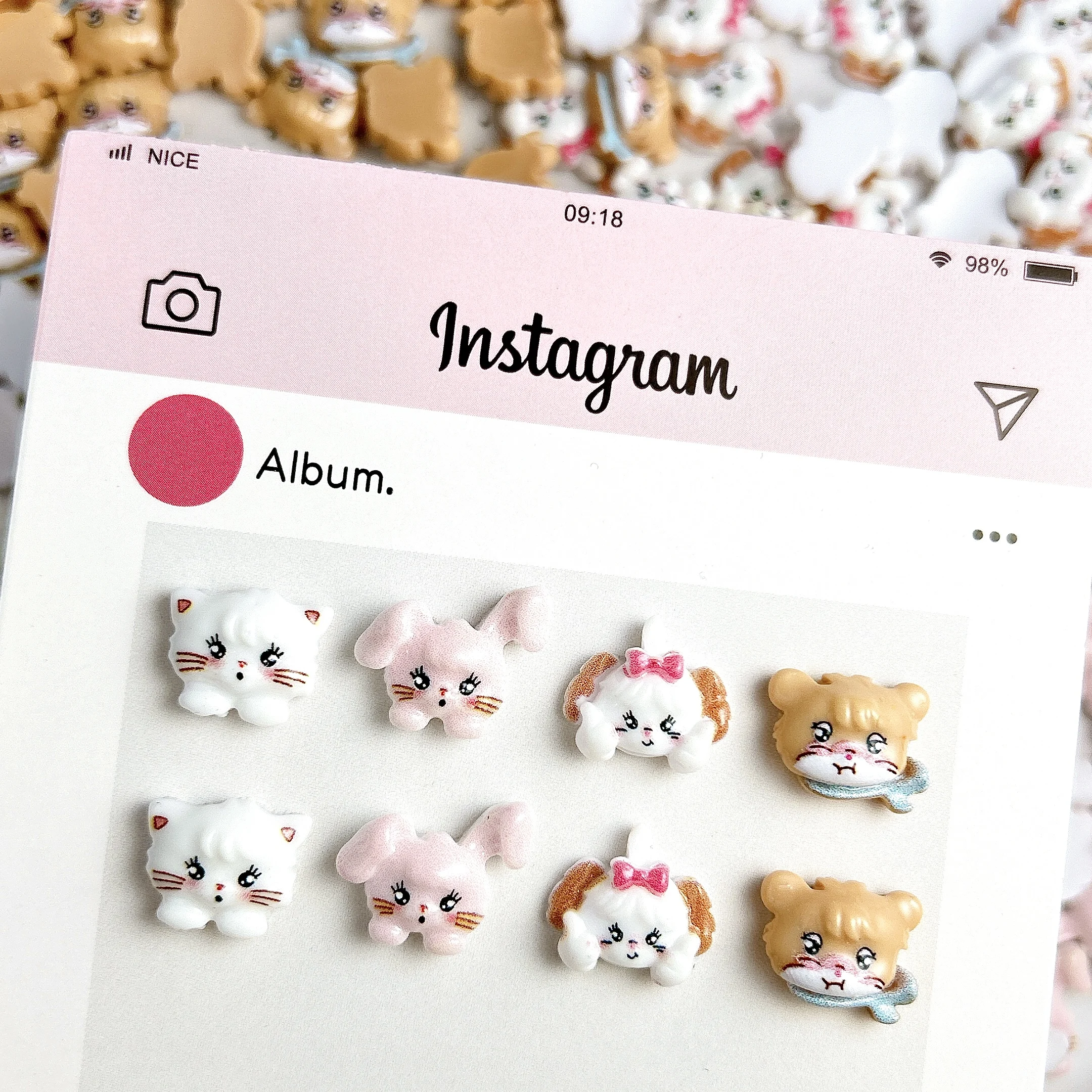 20PCS Kawaii Resin Cat Puppy Squirrel Rabbit Nail Charms 3D Cute Cartoon Glow in the Dark Animal Series Nail Art DIY Accessories