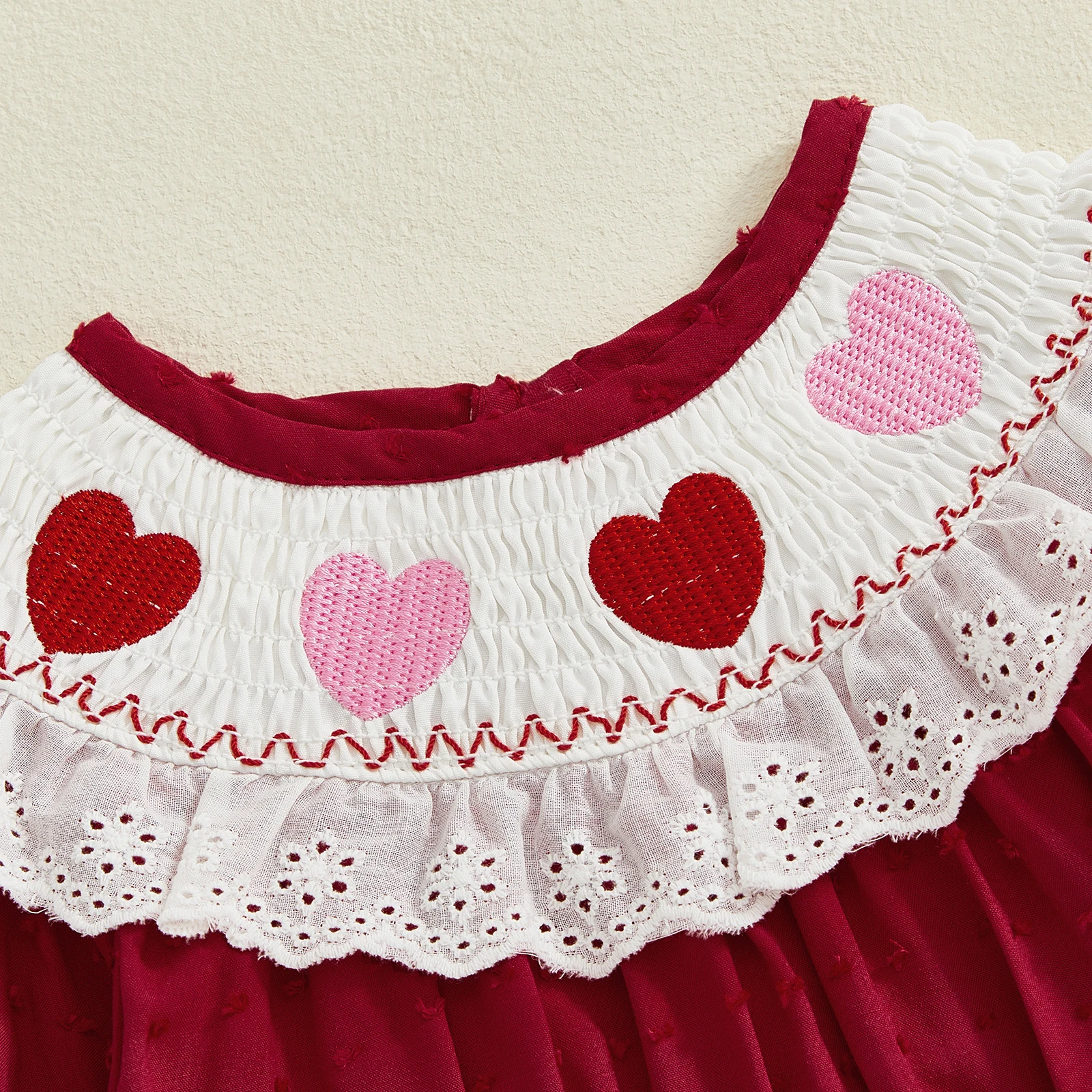 

Valentine's Day Baby Girls Rompers Comfortable Long Sleeve Round Neck Ruffled Heart Embroidery Jumpsuit