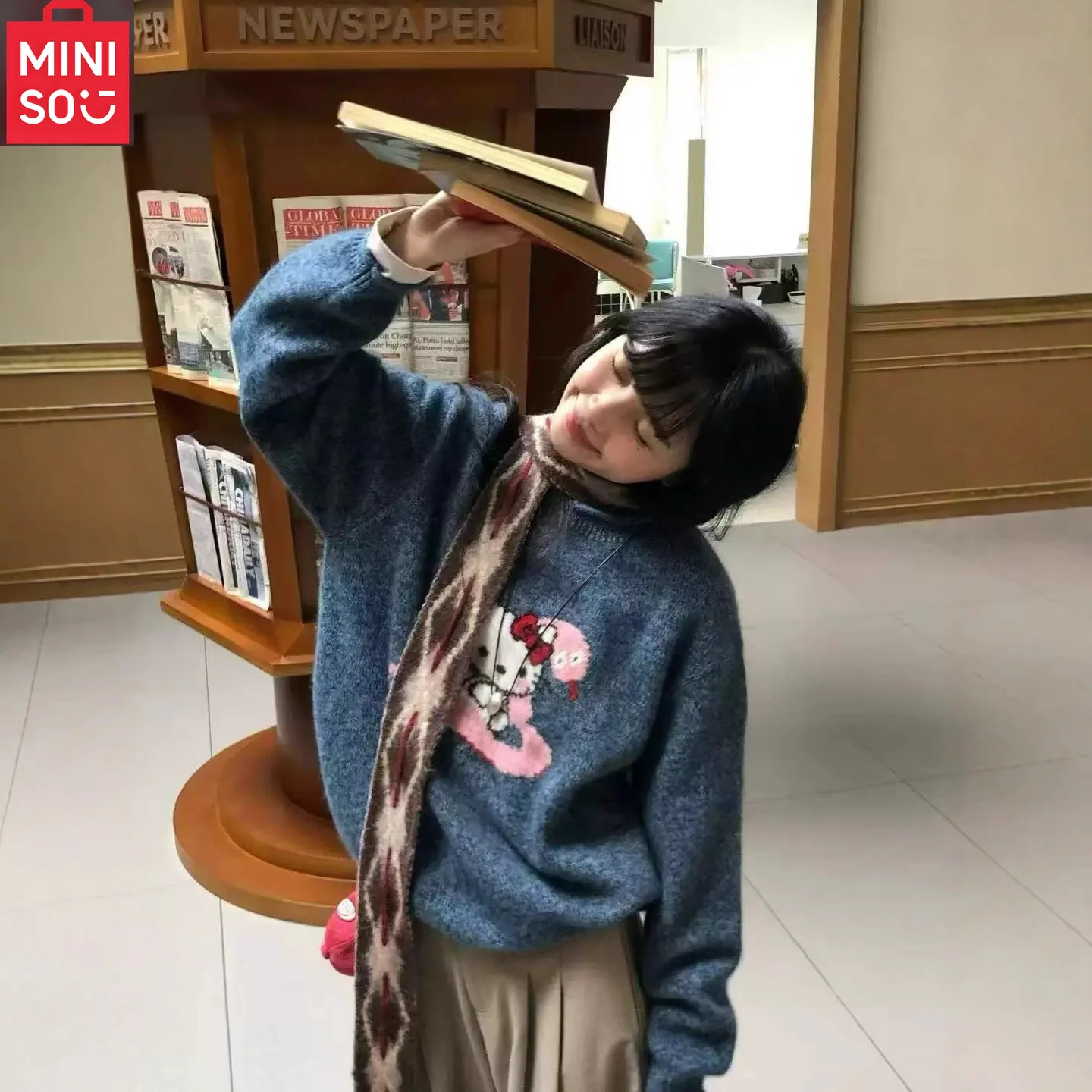 

MINISO 2022, осенне-зимний новый универсальный свободный пуловер с круглым вырезом KT Cat, жаккардовый пуловер, вязаный свитер