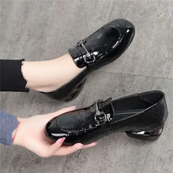 Shallow Slip-on Loafers British Style Low Heel Pumps Fashion Buckle Wedding Shoes Soft Leather High Heels Round Toe Ladies Shoe