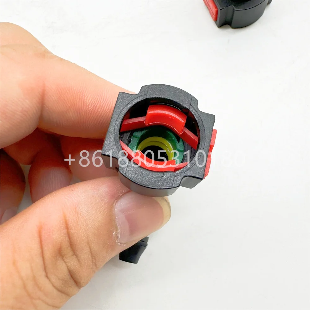 9.49 quick connector is suitable for Volvo Scania urea pumps and urea dispensers  2655852/2182737/0444022021/0444023058