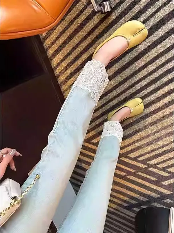 

Новые женские джинсы в китайском стиле, весна-осень, большие размеры, приталенные, с декоративными вставками, прямые, с высокой талией, тонкие, стройнящие, модель «Бредстик»