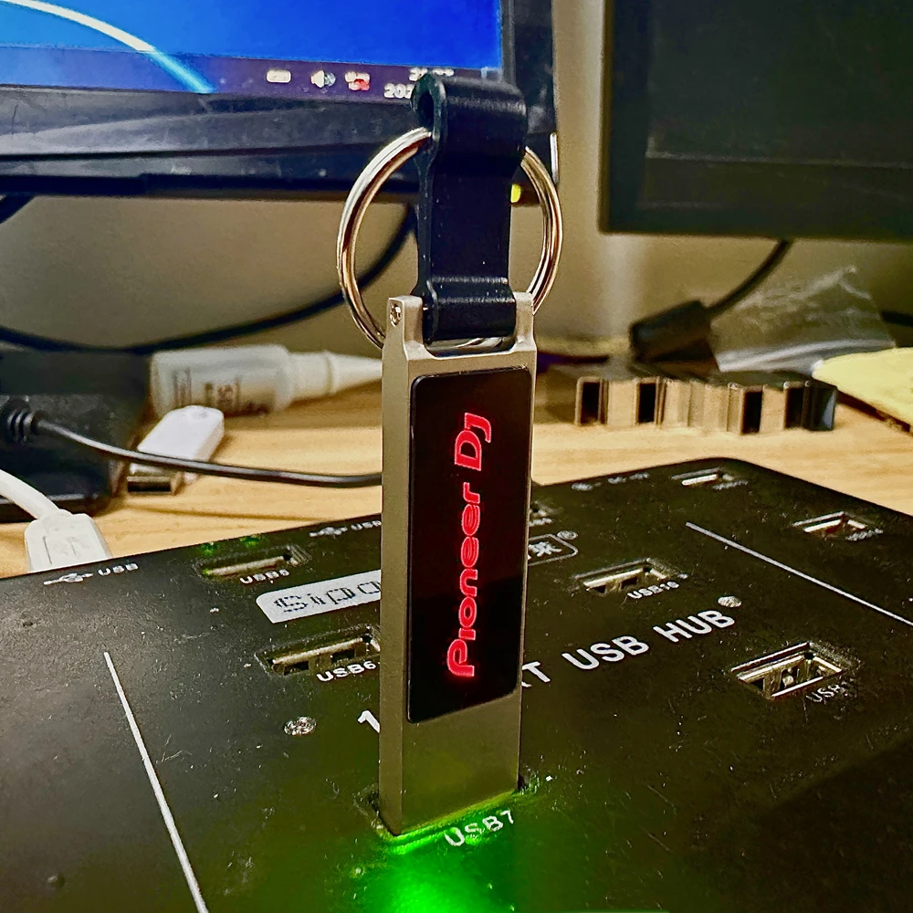 Kostenloses individuelles Pioneer DJ-LOGO, farbiges LED-Licht, Metallstab, USB 2.0-Stick, 128 GB, 64 GB, 32 GB