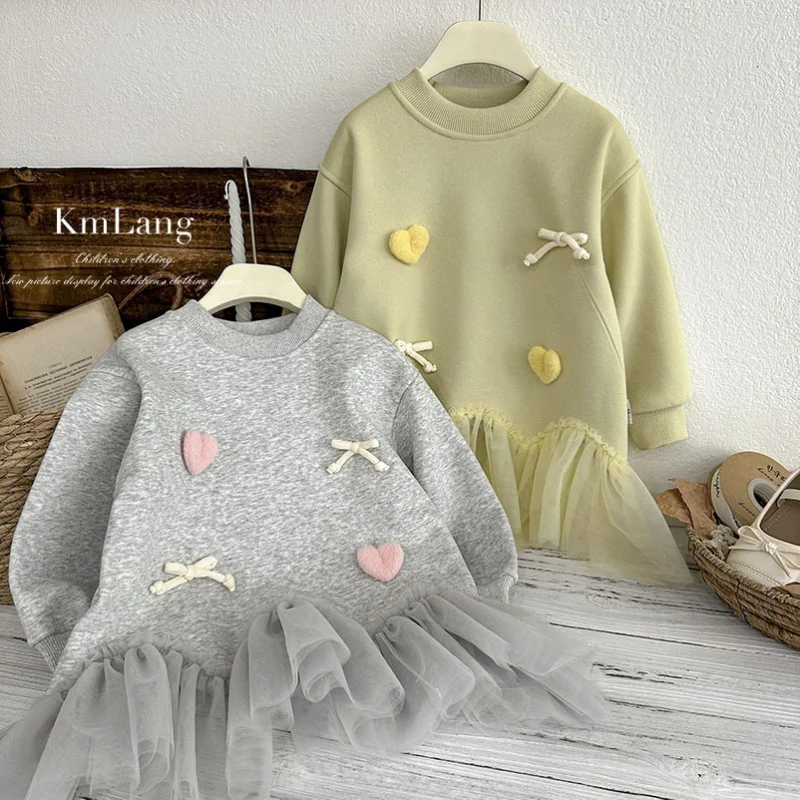 

Girls' Fleece-Lined Top2025Korean Style Sweet Little Heart Mesh Fashionable Baby Girl Stylish Warm Sweatshirt