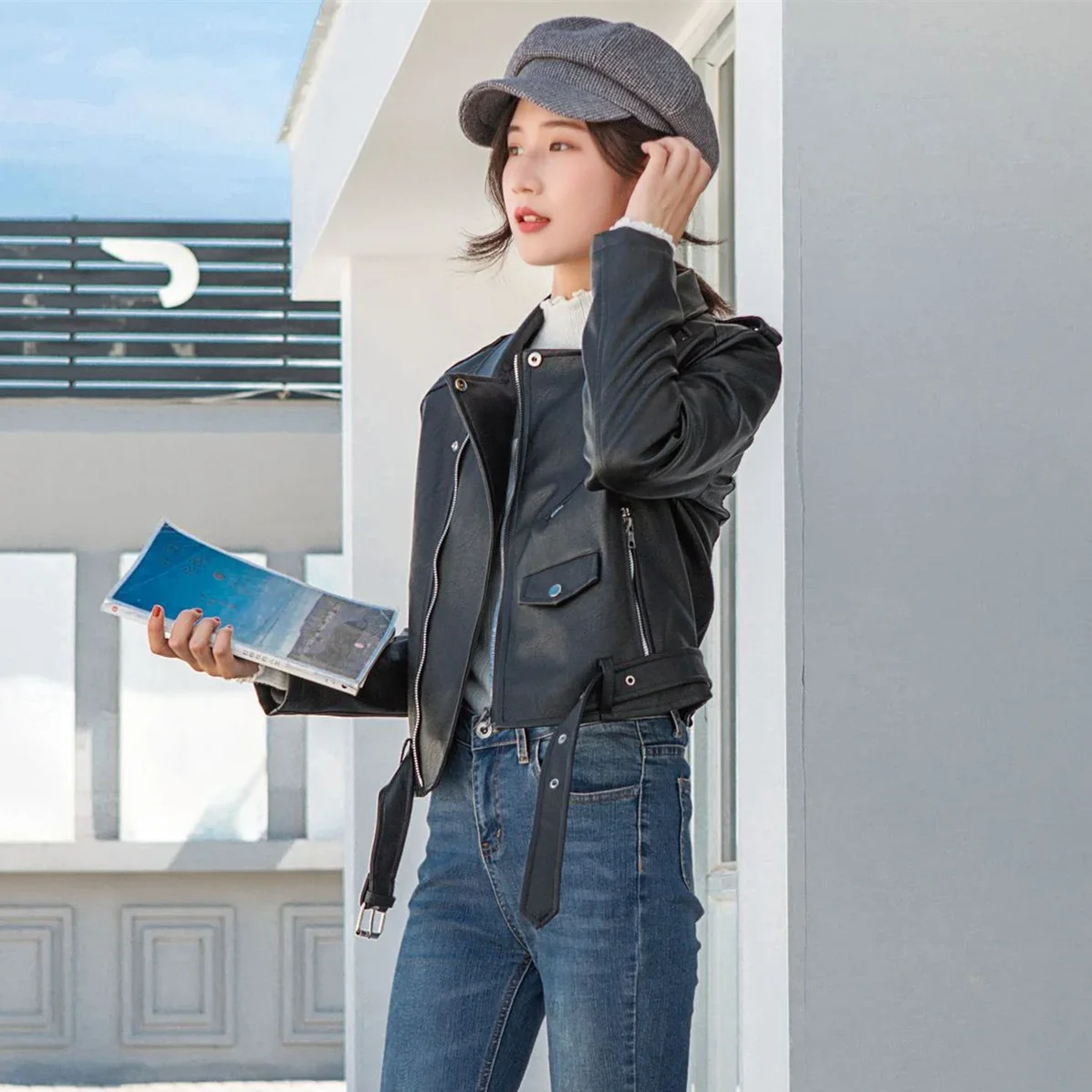 MRMT-chaquetas de cuero para mujer, chaquetas de piel lavada con solapa, de locomotora corta, 2024