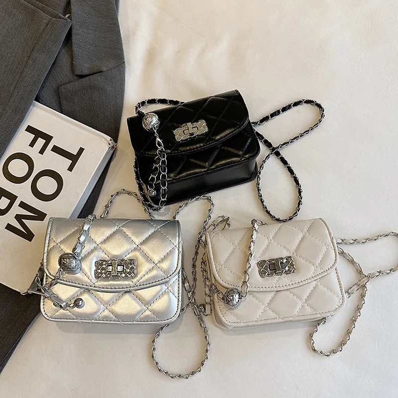 

Women's Leisure Fashion Crossbody Bag Simple Pure colour Popular Niche Lightweight Versatile For Seaside Holiday Daily commute