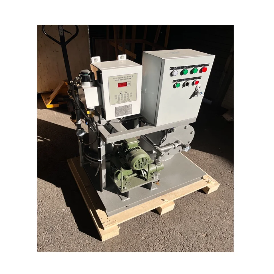 فاصل المياه الزيتية البحرية بجودة جيدة يلبية شهادة MEPC القياسية CCS 0.25 م 3 / ساعة 1 م 3 / ساعة 1.5 م 3 / ساعة 220 فولت / 380 فولت 50 / 60 هرتز