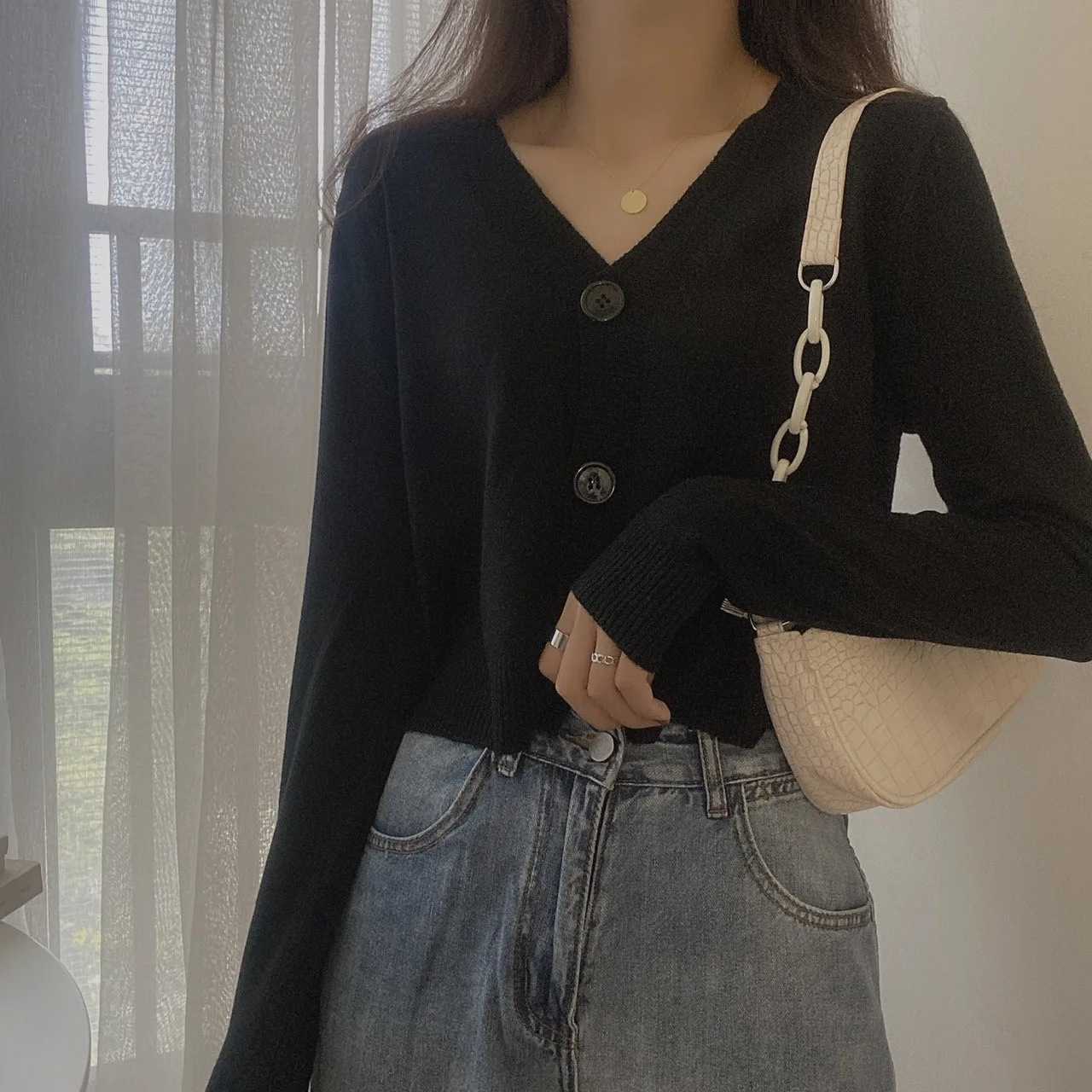 Button Pullover Long Sleeve Sweater Women V Neck Short Top Ladies Autumn Winter Clothes Slim Streetwear Solid Knitted Cardigan B