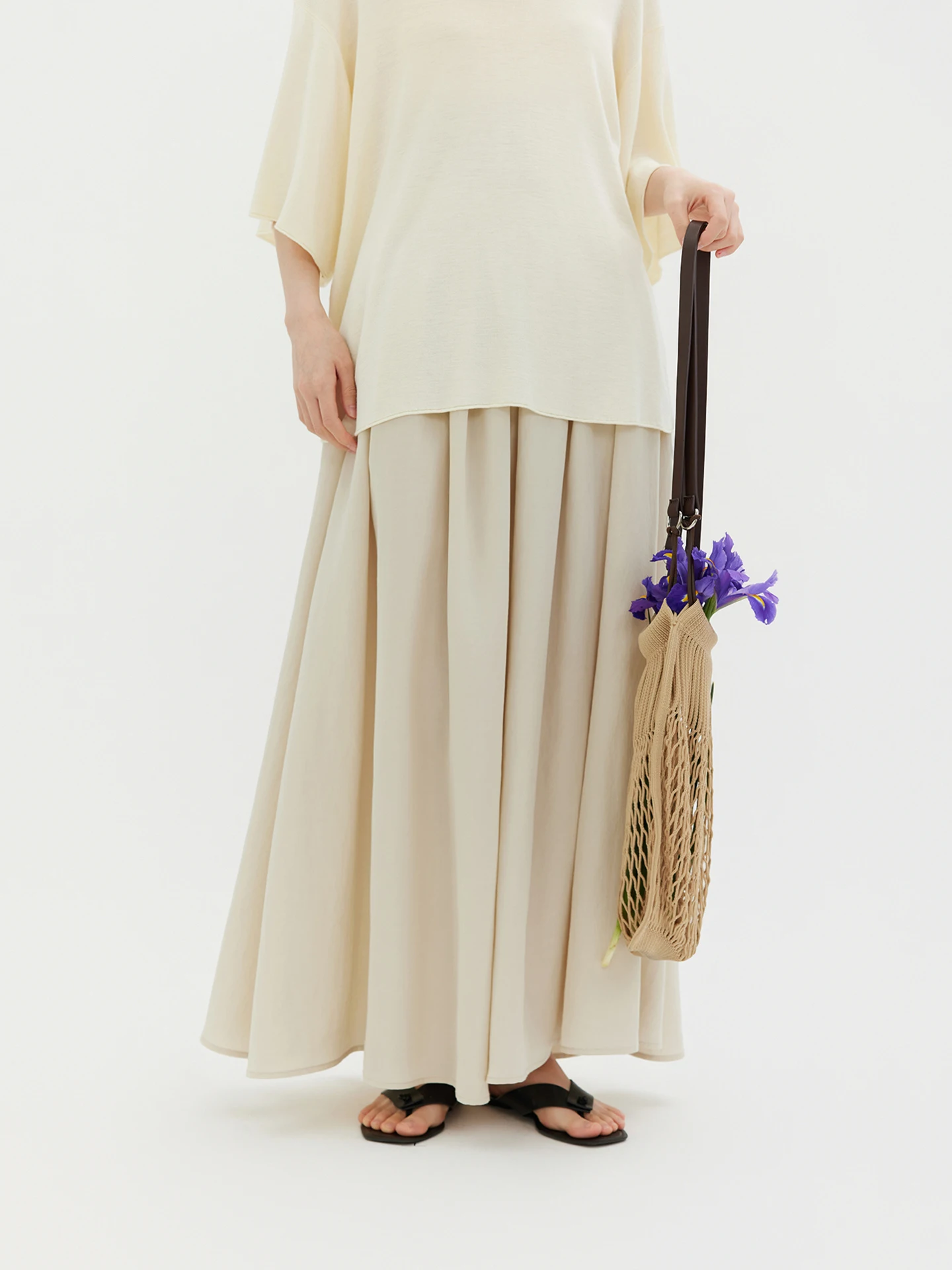 

Turnaround Wind Blows Skirt Hem Large Umbrella Skirt Pleated High Waist Ruffle Design Ladies' Spring Fashion Seei Brand