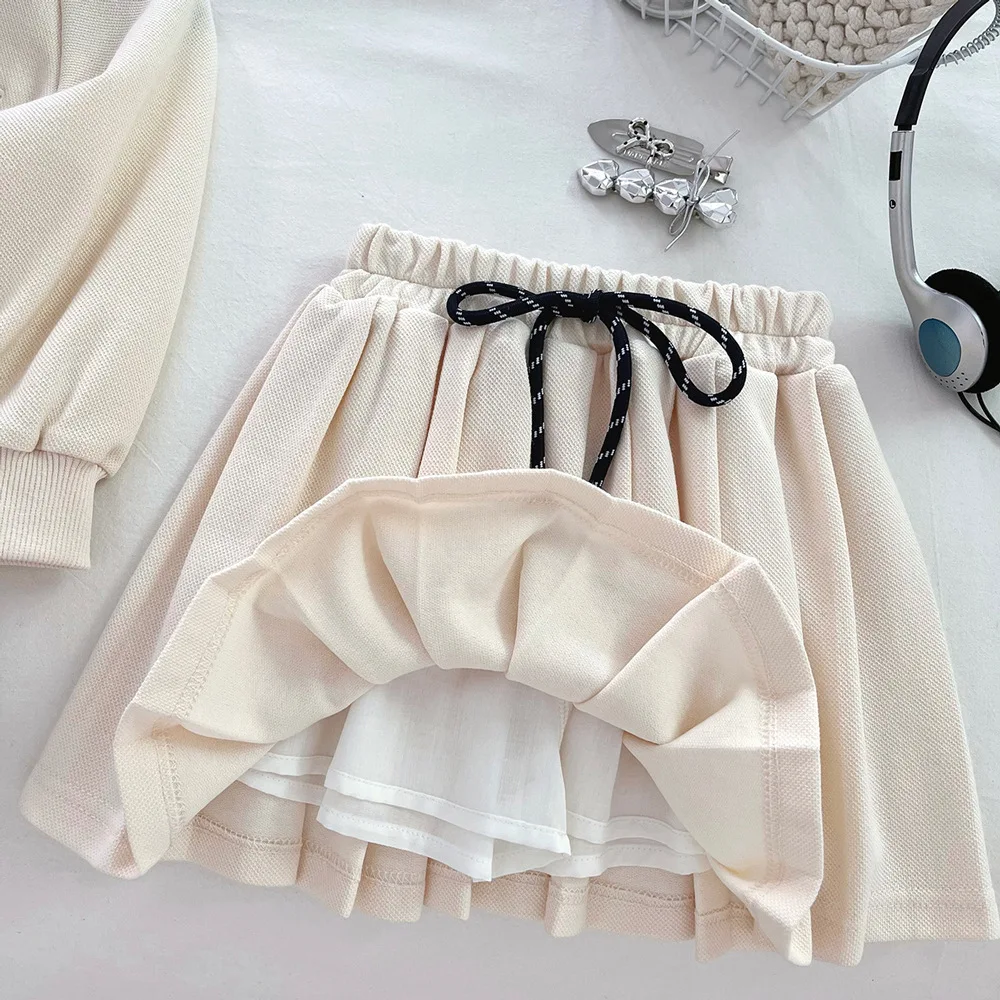  طقم تنورة للفتيات لخريف 2025 بلوزات بأحرف مطرزة مكونة من قطعتين ملابس أطفال على الطراز الكوري اللطيفة من عمر 1 إلى 8 سنوات غير رسمية #4