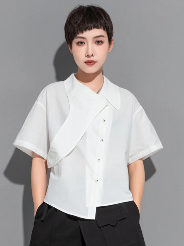 [EAM] Women Black Irregular Big Size Casual Blouse New Lapel Short Sleeve Loose Fit Shirt Fashion Spring Summer 2024 1DE8726