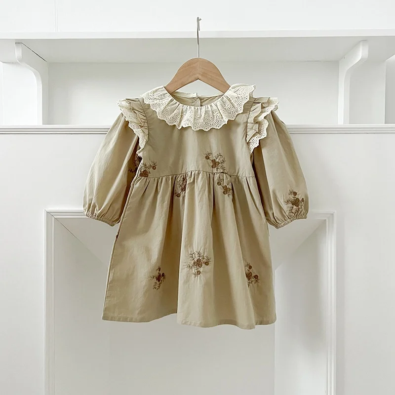 2025 Nuovo vestito da festa per ragazza primaverile Pagliaccetto per bambina a maniche lunghe in cotone con ricamo floreale Abiti da principessa per bambini Abiti da sorella