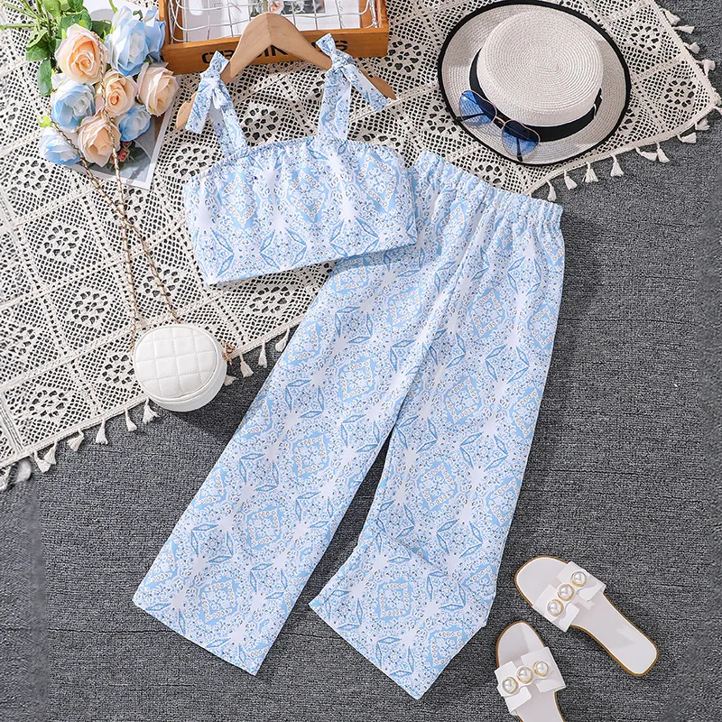 

2024 Summer Child Clothes Sets Sleeveless Ruffles Print Sky Blue Pants 2 Piece Sets Designer Girls Clothes Sets 18M-6T