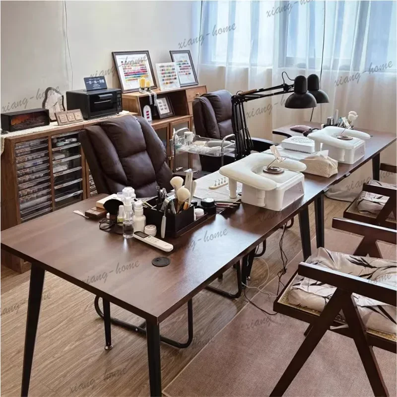 LJY French Classic Manicure Nail Table Trendy Unique Vintage Practical Manicure Nail Table Minimalist Design Mesa Salon Furnitur