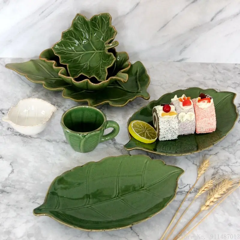 Retro relief Japanese-style banana leaf ceramic rice plate vegetable plate tableware green leaf shape salad bowl fruit plate