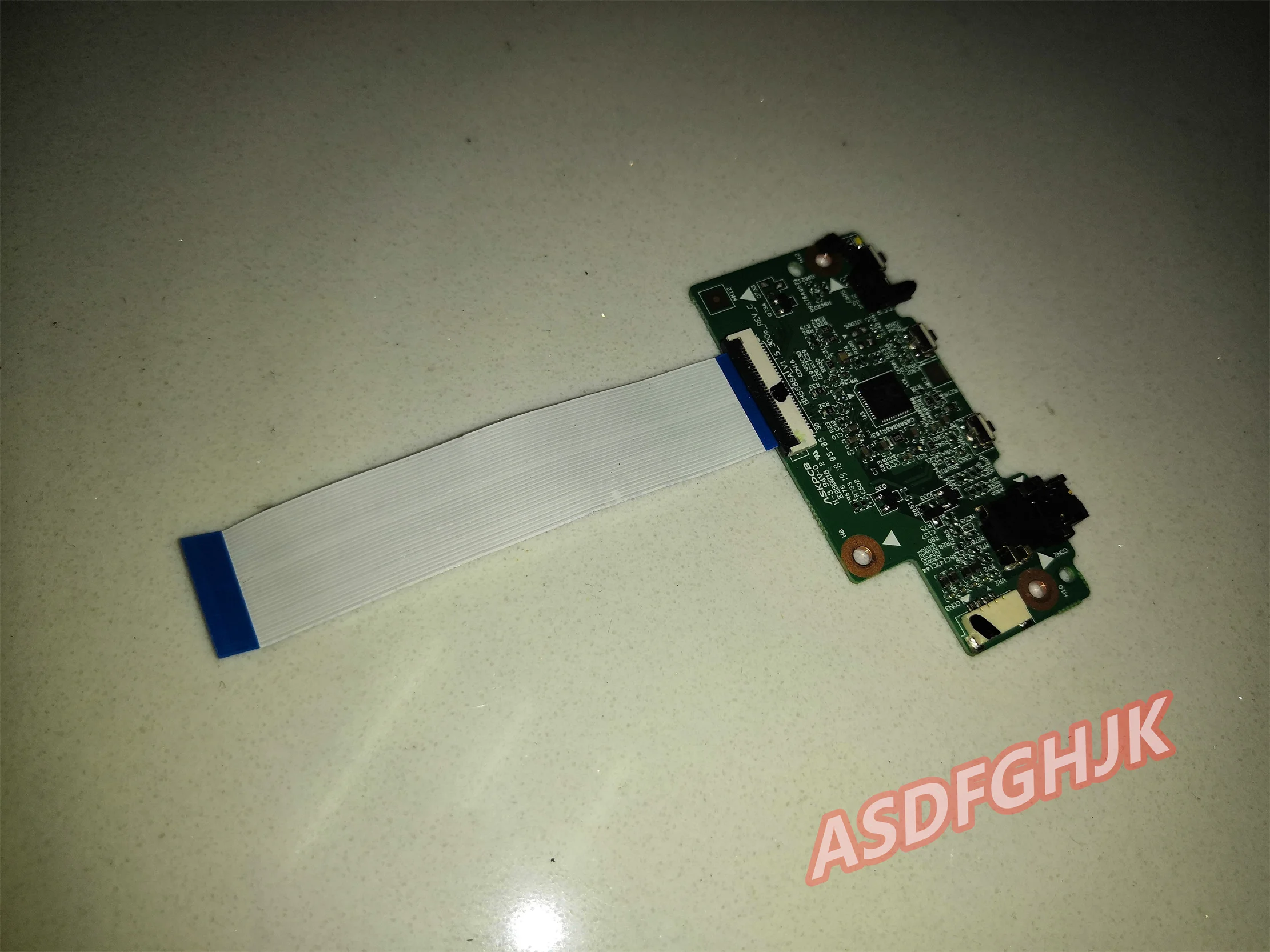 Genuine bh5688a For Lenovo 11 300e Gen 2 (81QC) Chromebook Power Audio Daughterboard 5C50T95169  fully tested