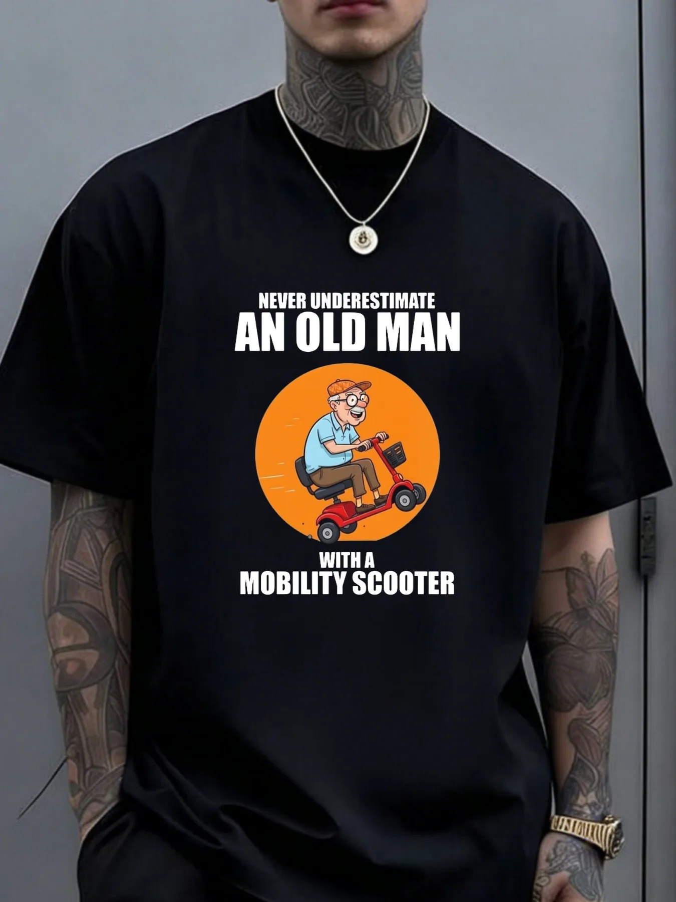 1pc Men'S Graphic T-Shirt Funny Never Underestimate An Old Man with A Mobility Scooter Print Short Sleeve Crew Neck