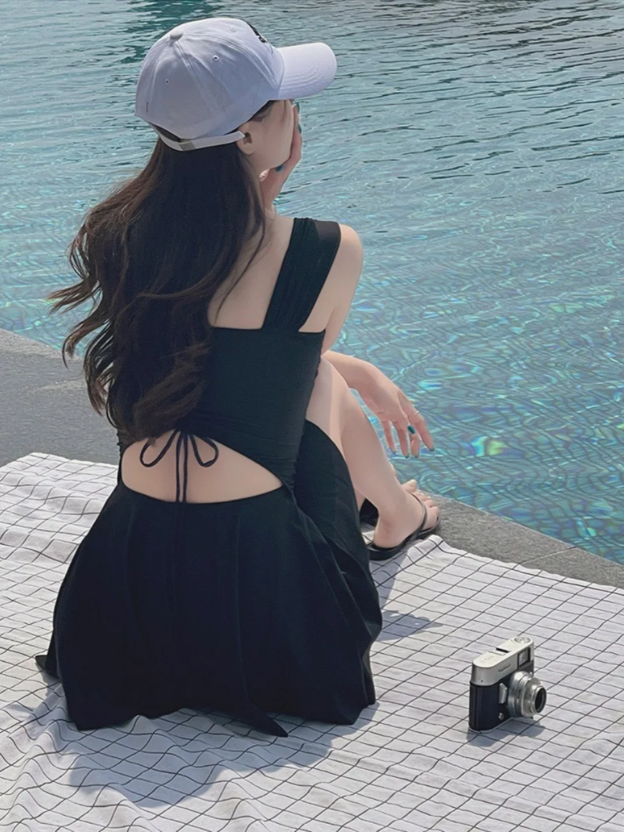 Baju Renang Satu Potong Baru untuk Wanita, Menutupi Perut dan Melangsingkan, Mengumpulkan Pakaian Renang Tepi Laut Seksi, Merendam di Pemandian Air Panas