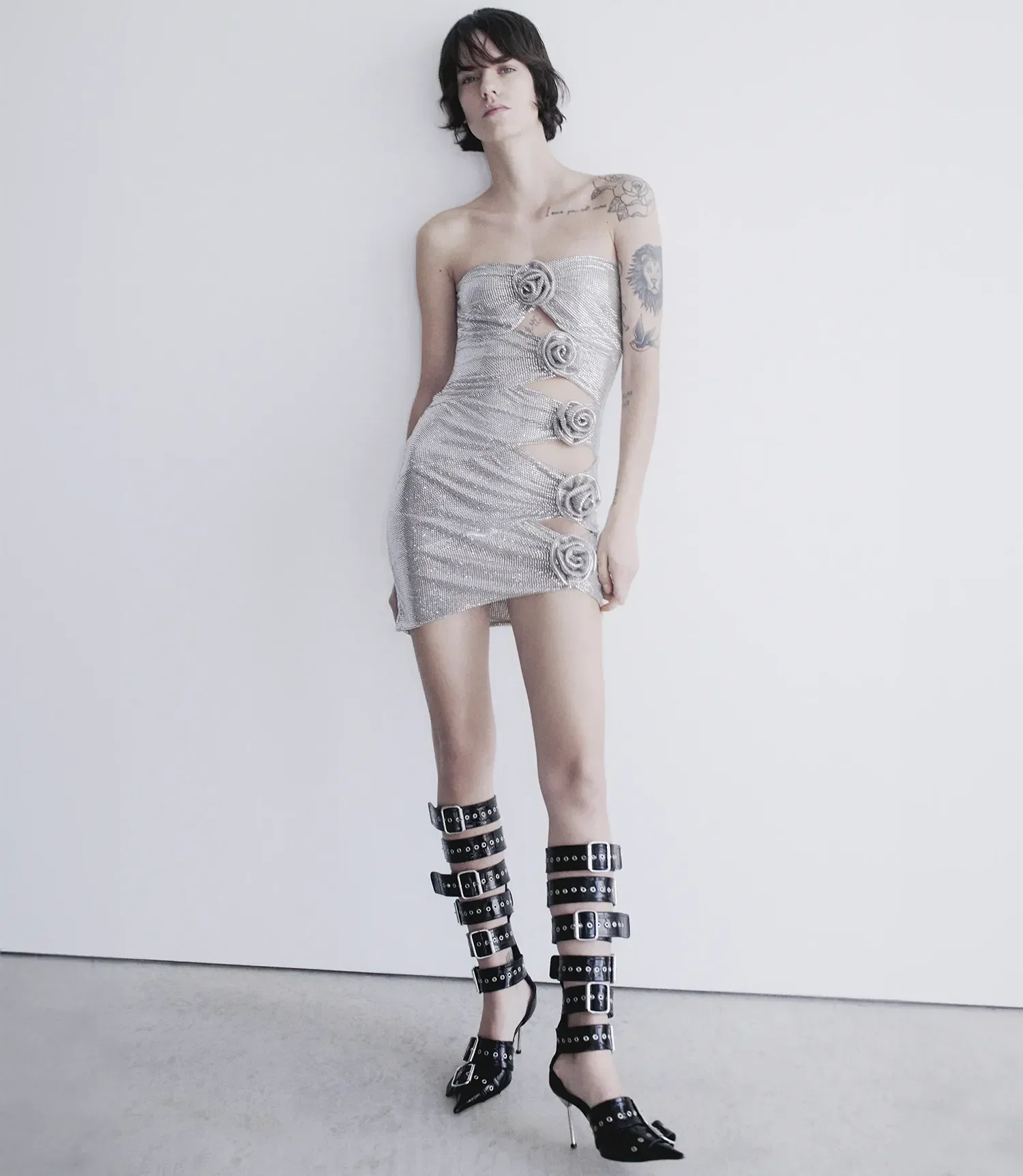 

Праздничное вечернее платье для ночного клуба, сексуальное платье для выпускного вечера, женское серебряное сексуальное роскошное вечернее платье с бриллиантами и 3D цветами, роскошное осень 2023 г.