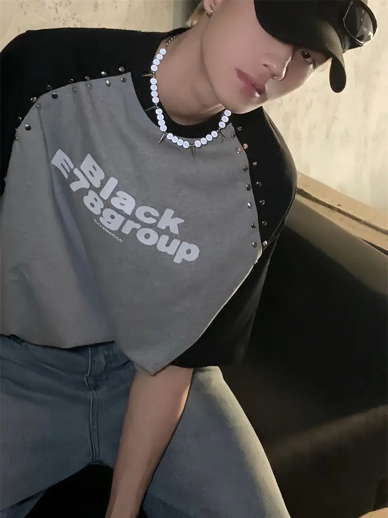 

Trendy brand Korean splicing plug-in short-sleeved T-shirt men's summer design niche silver diamond design letter print y2k top