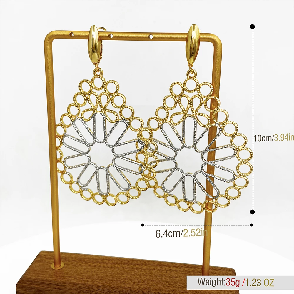 GZJPEI Ausgehöhlte Große Tropfenohrringe Zweifarbige Geometrische Hängeohrringe für Damen Mode Party Schmuck Geschenk 2026 Neu Trendig – Detail 1