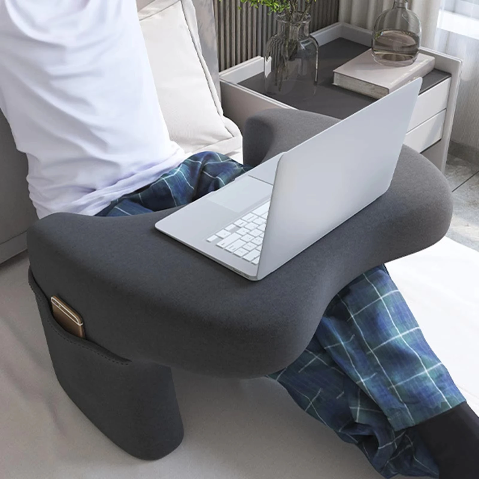 Reading Pillow Laptop Support Gaming Pillow with Side Pockets Holder Comfortable Arm Rest for Floor Adults Sitting up in Bed