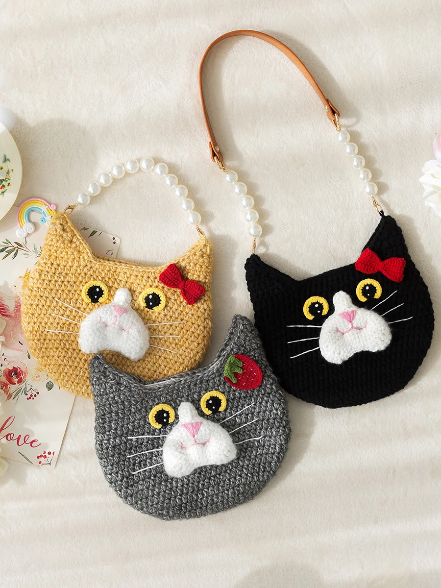 

Новый набор для рукоделия: Вязаная сумка «Мамочка и Котенок» ручной работы. Набор материалов для вязания крючком: пряжа, иглы, ткань для зимней одежды.