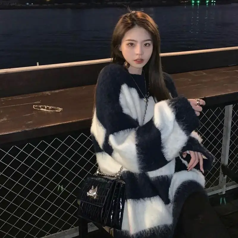 

Y2K Harajuku Spicy Girl Thick Women's Sweater Autumn/Winter Sweet Wind Loose Stripe Hooded Knitted Women's Long Sleeve Tops emo