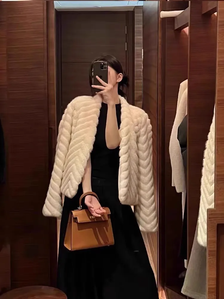 Elegant V Neck Herringbone Short Faux Mink Fur Jacket Women Long Sleeve Plush Jackets Woman Autumn Winter Fluffy Warm Outerwear