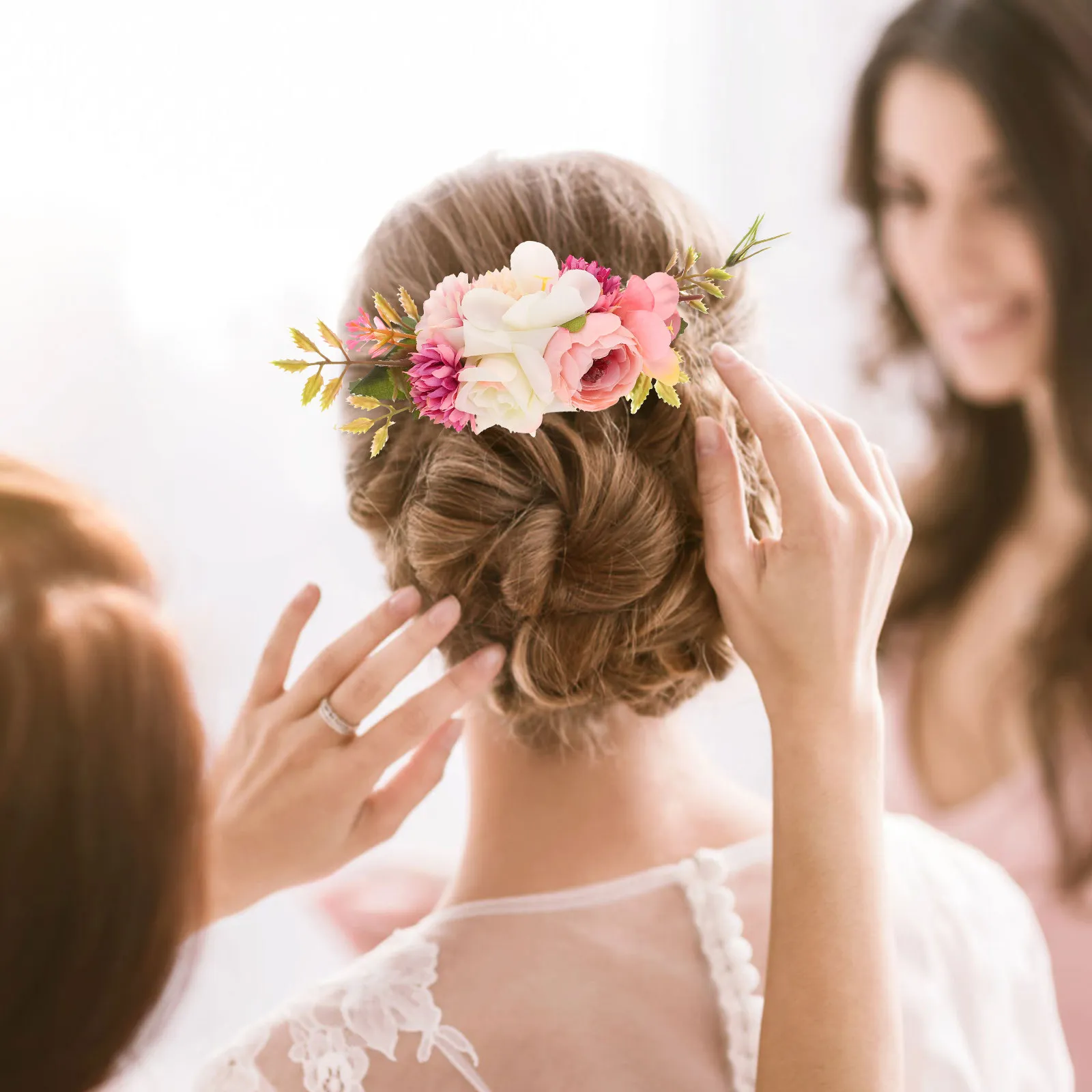 Floral Hair Comb Bride Hair Insert Comb Exquisite Craftsmanship Stable Teeth Design Wedding Party Ball Occasion Accessory