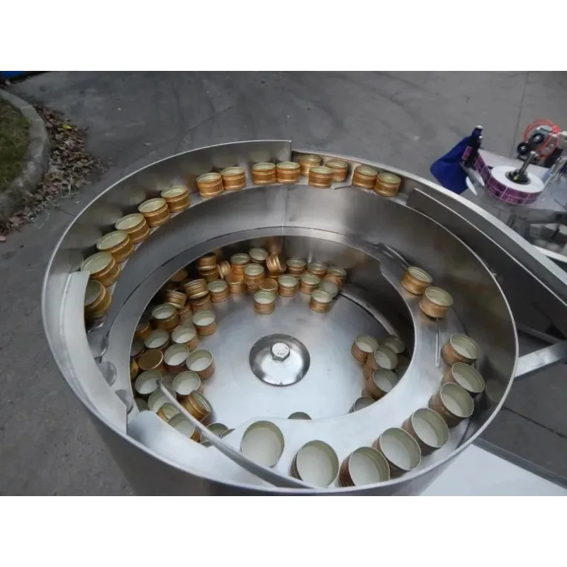 Automatic Capping Machine Suitable for Bottles in Food Cos metic and Daily Chemical Industries