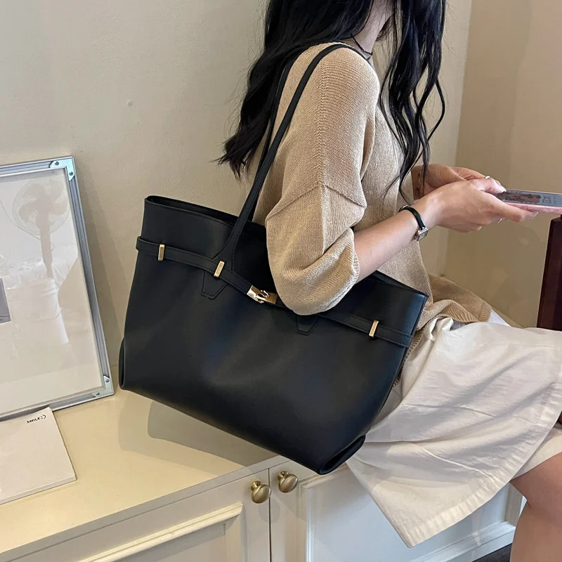 Urbaner Minimalistischer Stil Große Kapazität Damen-Handtasche Unterarm-Schultertasche Pendler-Handtasche Modische Reise-Unterarmtasche – Detail 16