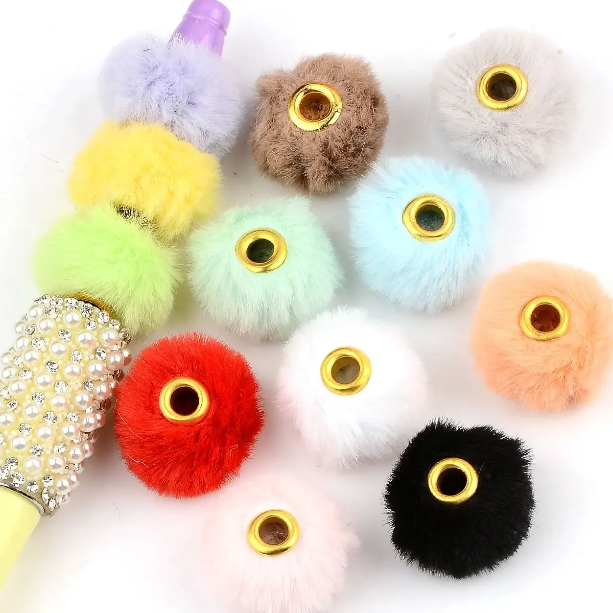 15pcs 2cm Random Color Mix Plush Fur Covered Ball Beads Decoration Beads For Jewelry Making DIY Keychain Pen Gifts Accessories