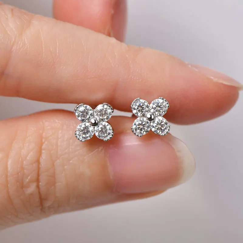 Lnngy 925 فضة كلاسيكي الأزهار قرط الاذن المرصع للنساء 3 مللي متر 0.1ct مويسانيتي مستديرة أقراط الماس لذيذ الأذن مجوهرات