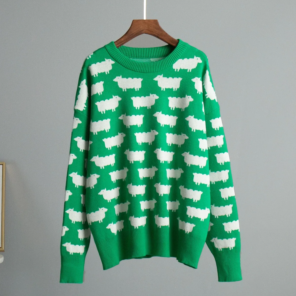 2025 New Autumn Winter Fashionable Warm Women's Knitted Tops Leisure Cute Alpaca Pattern Round Neck Long-sleeved Loose Pullover 4