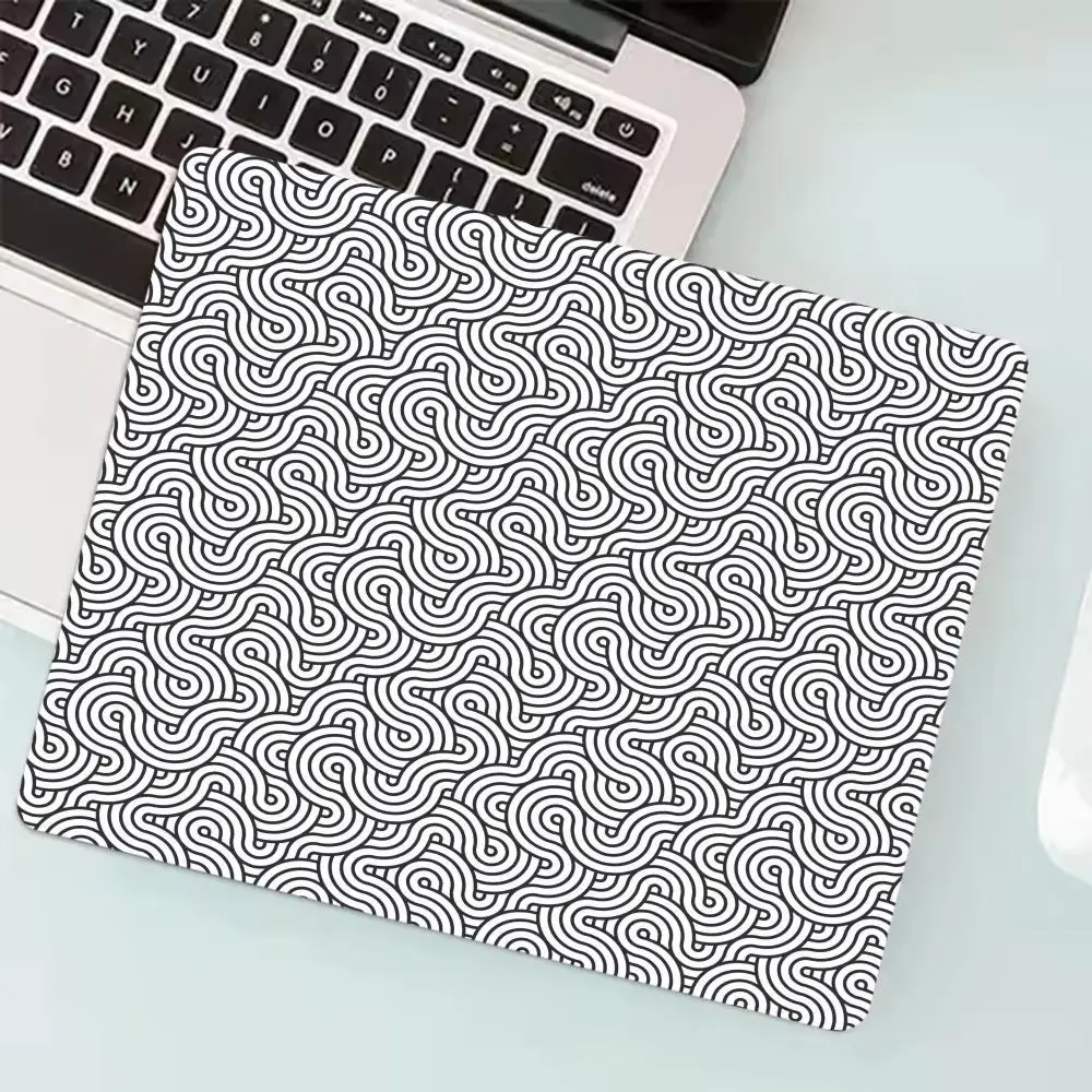 

Japanese Clouds Small Mouse Pad 40x45 Kawaii Little Black Desk Mat Office Carpet Large Gaming Mousepad Non-Slip Rubber Mice Pad