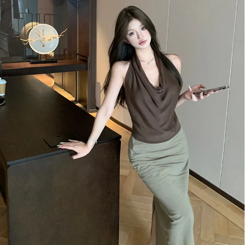 

Slim Fit Brown Halter Neck Strap Vest Women Summer New Style Sleeveless Backless Top Outerwear Cotton Material Commute Elegant