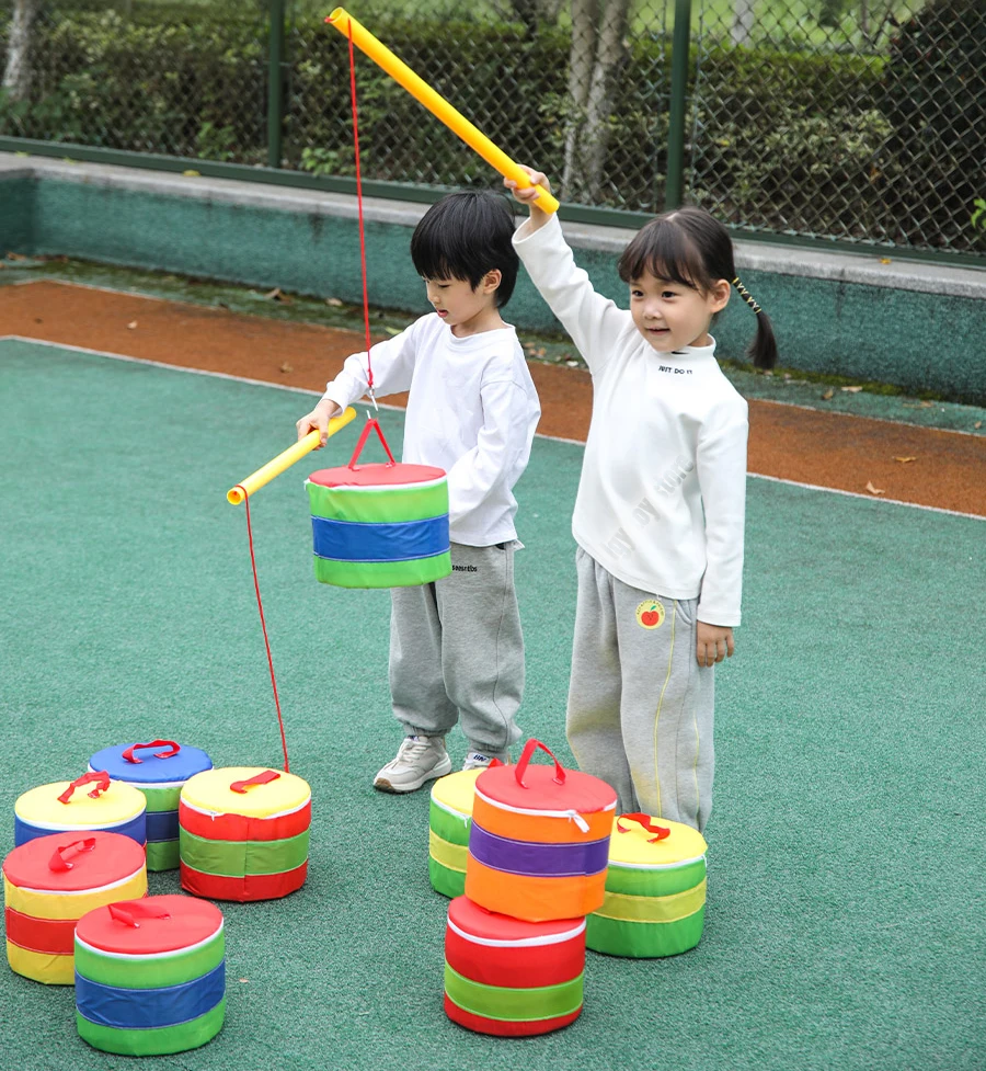 Rueda de arcoíris para jardín de infantes, estaca de ciruela multifuncional, sujeción de piernas para niños, salto de rana, transporte, equipo de adiestramiento al aire libre