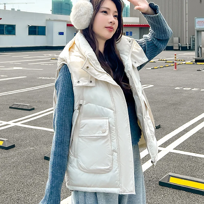 2025 Big Pocket Loose Hooded Vest Women Winter Fashion Warm Short Sleeveless Parkas Solid Color Lightweight Puffer Waistcoats