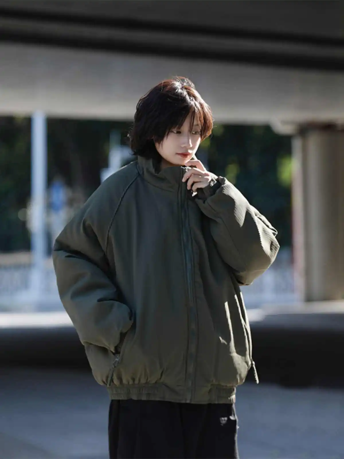 

Универсальная хлопковая куртка с воротником-стойкой и вертикальными полосками для мужчин и женщин, зимняя, теплая, утолщенная, на молнии.