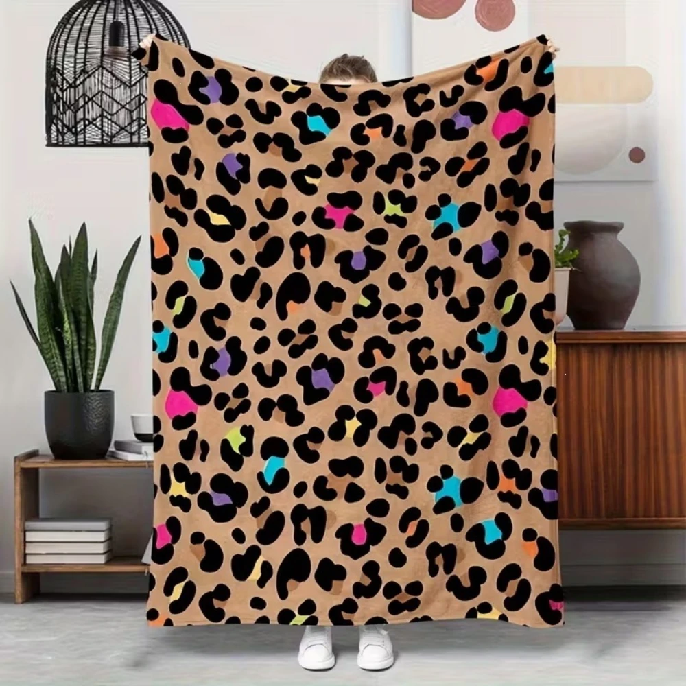 Leopard Chain Stripe Print Throw Blanket for Sofa Bedroom Office Daily Rest Great For Holiday Gathering And Gift Giving