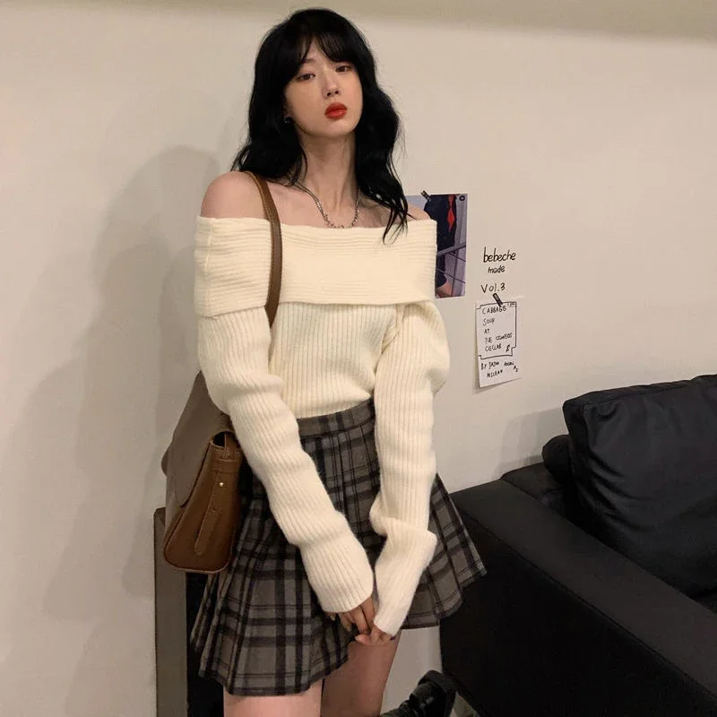 Lucyever Sweater rajut leher Slash, atasan jumper ramping tebal elegan Korea lengan panjang bahu terbuka seksi untuk wanita