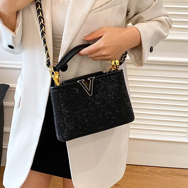 

Glamorous Shiny Clutch Bag for Women Versatile for Evening Events, Casual Outings - Perfect As Shoulder or Handheld Purse