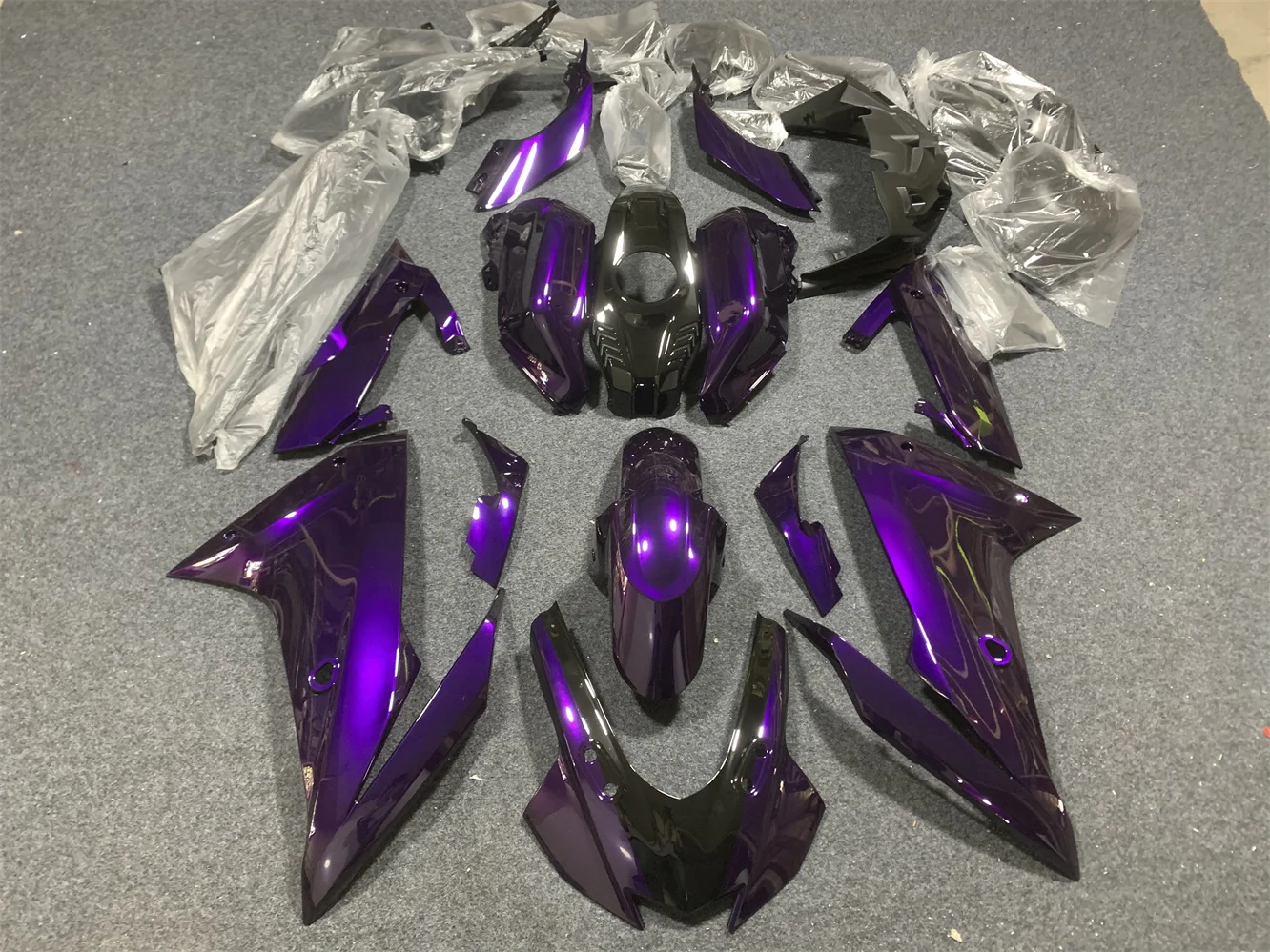 مجموعة هدايا الدراجة النارية مناسبة لـ R15 2019 2020 2021 2022 2023 2024 R125 19 20 21 22 23 مبيت الدراجة النارية الأرجواني #1